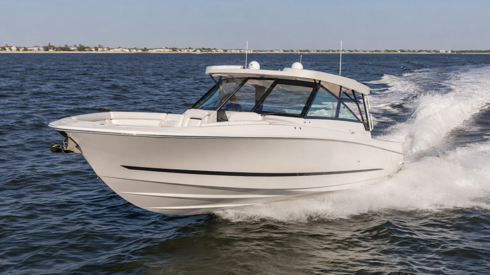 formula boats 380 super sport crossover front quarter performance running 02