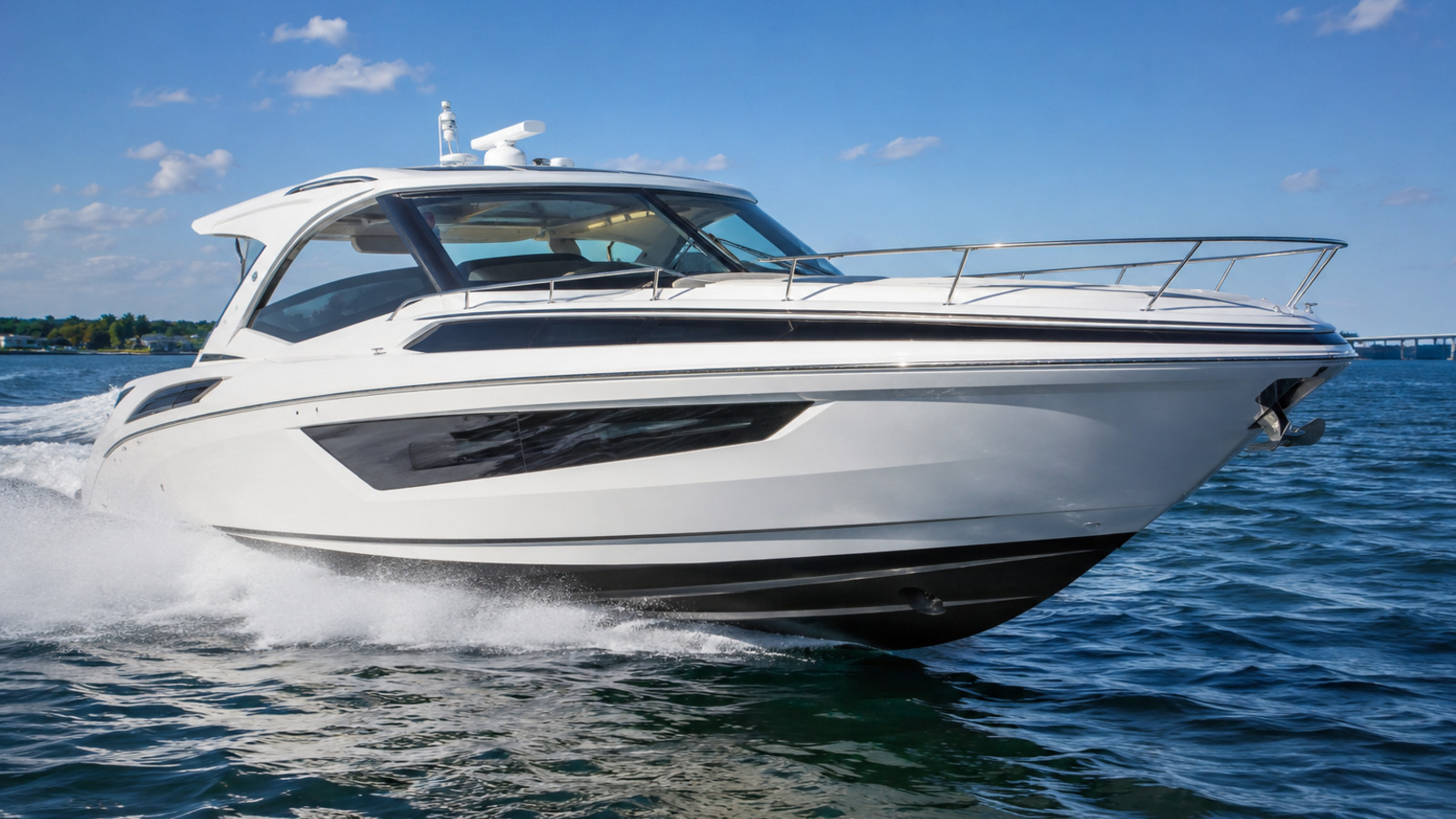 formula boats 380 super sport crossover premium exterior hero 25
