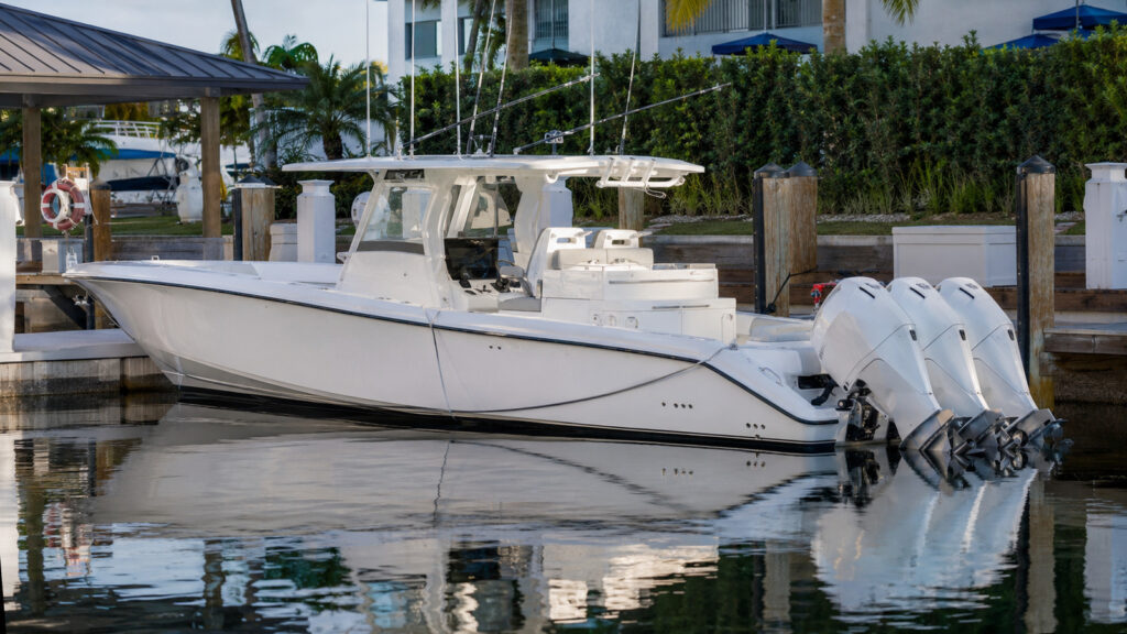 formula boats center console 387 center console fish dockside luxury profile 04