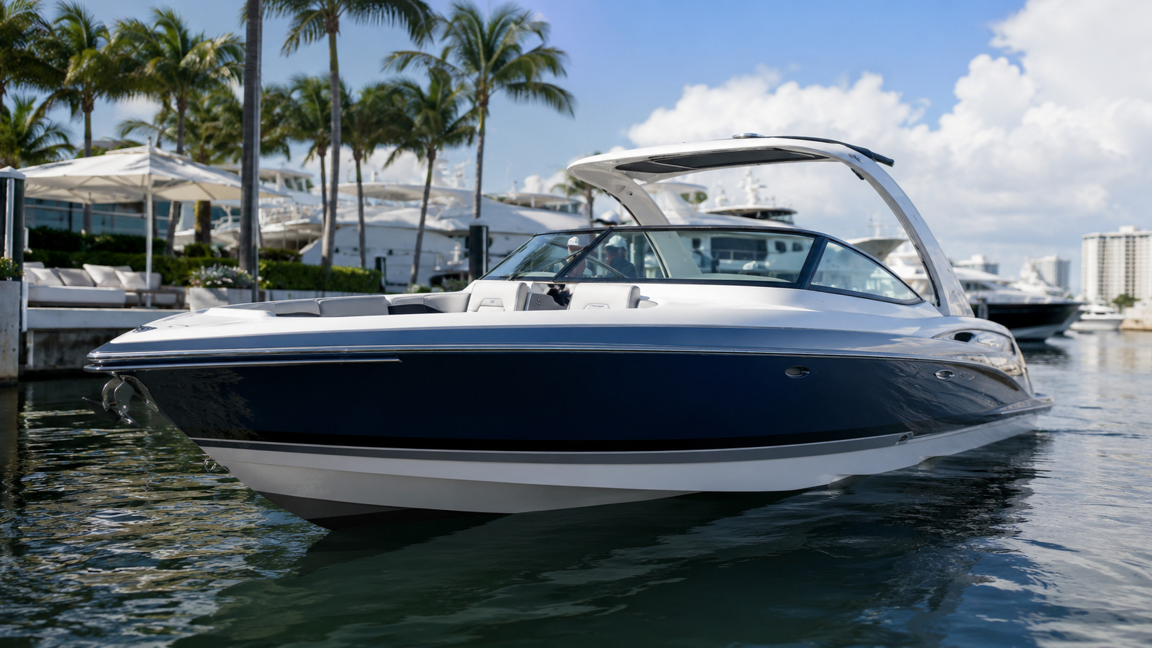 formula boats sun sport yacht club arrival 10