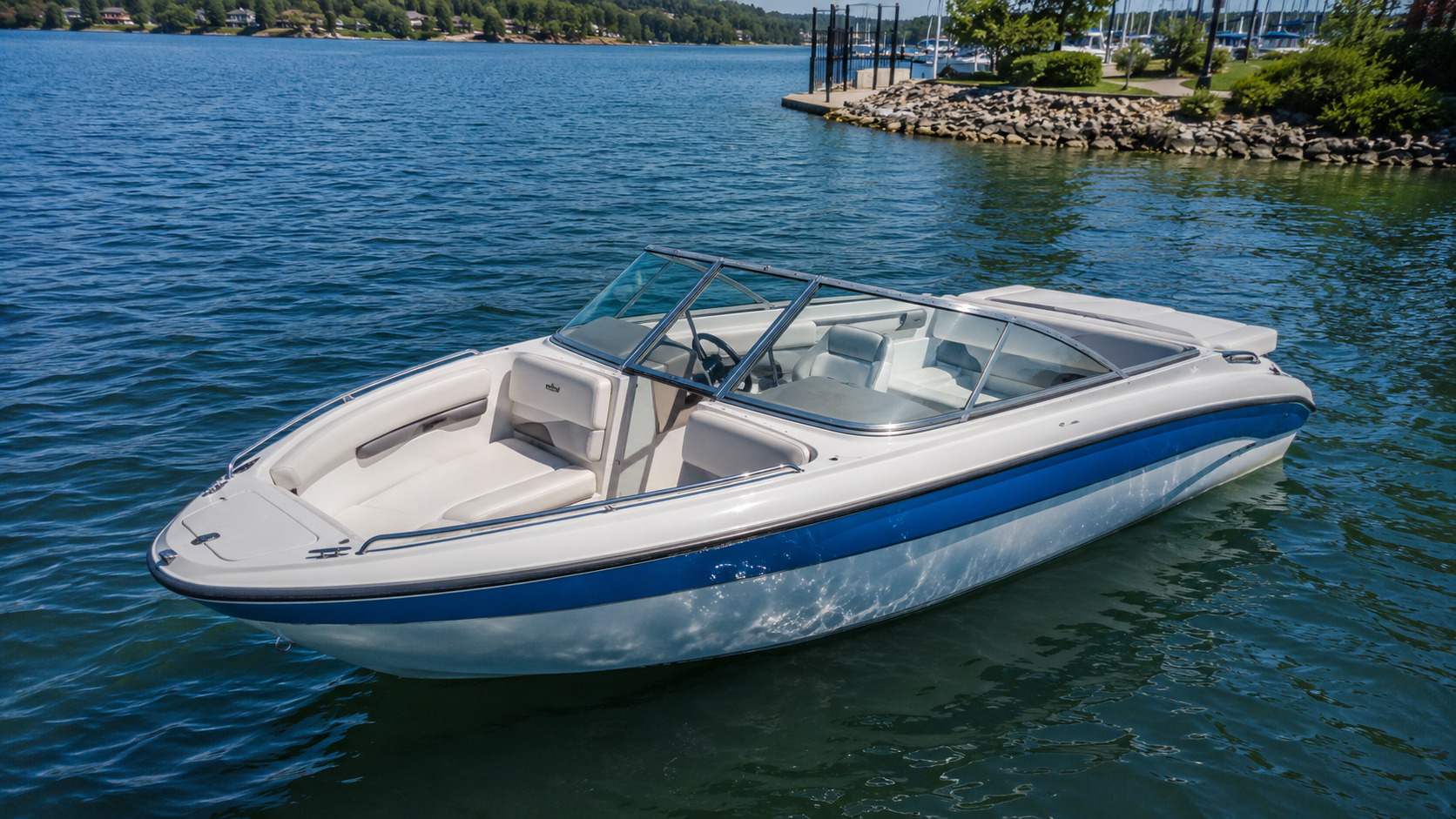 four winns freedom series h1 freedom elevated exterior 05