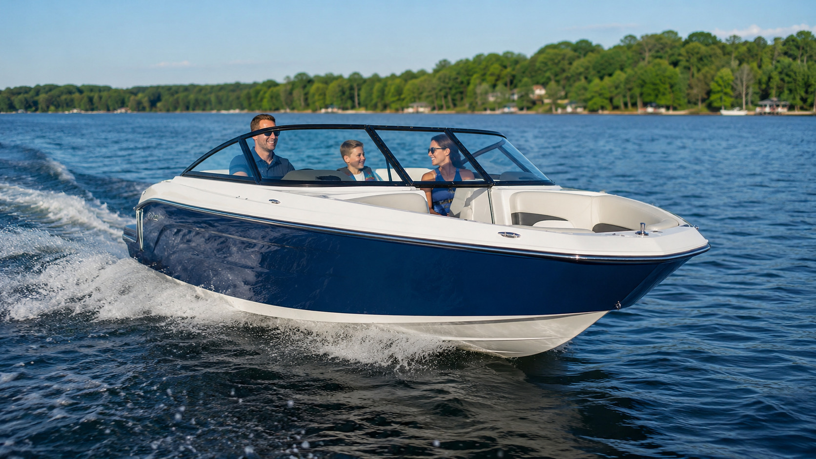 four winns freedom series h1 freedom front quarter running 02