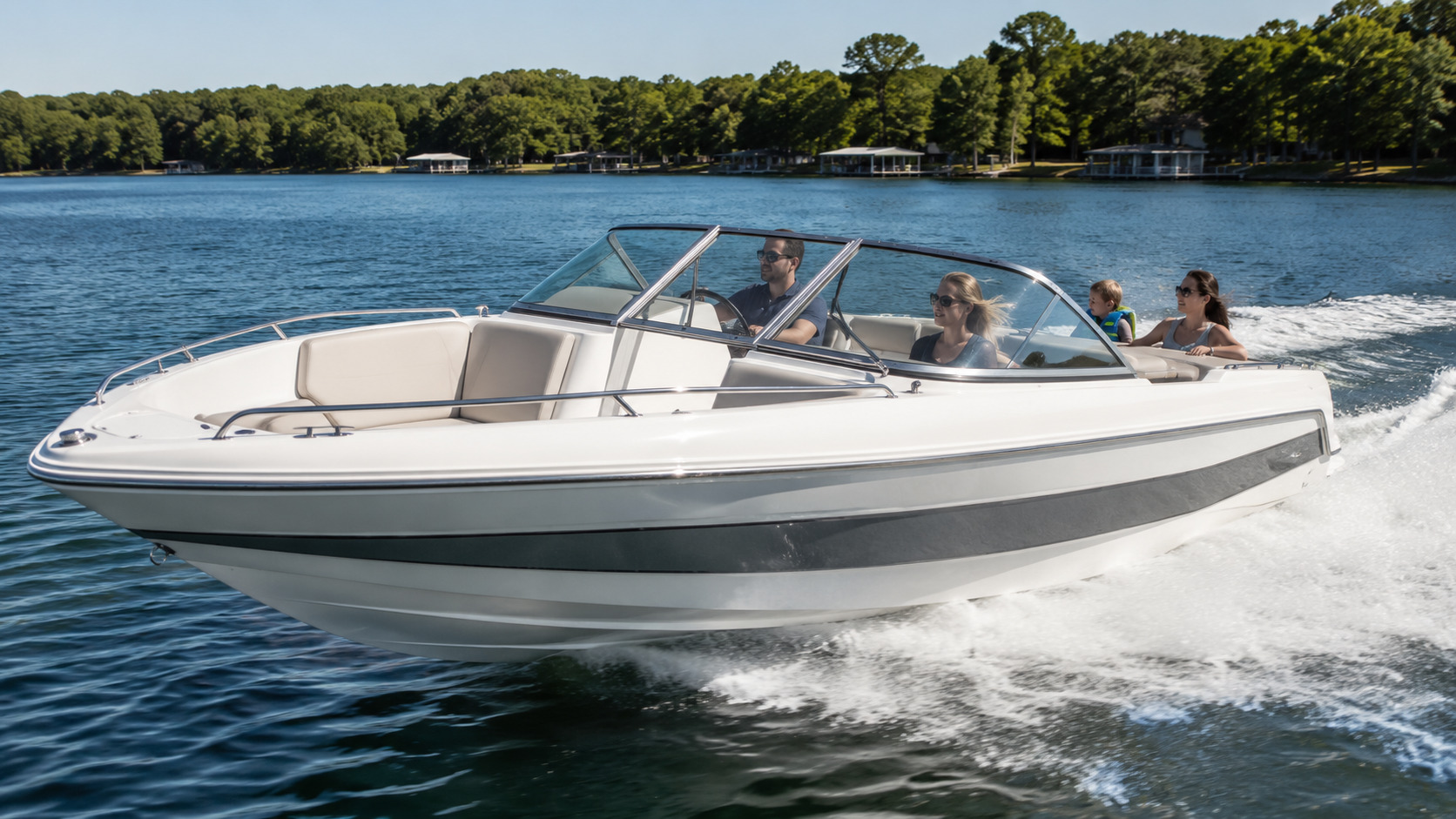 four winns freedom series h2 freedom hero underway 01