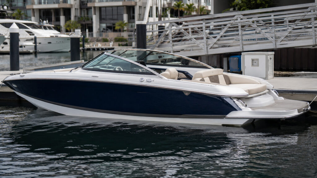four winns h2 dockside profile 04.jpg