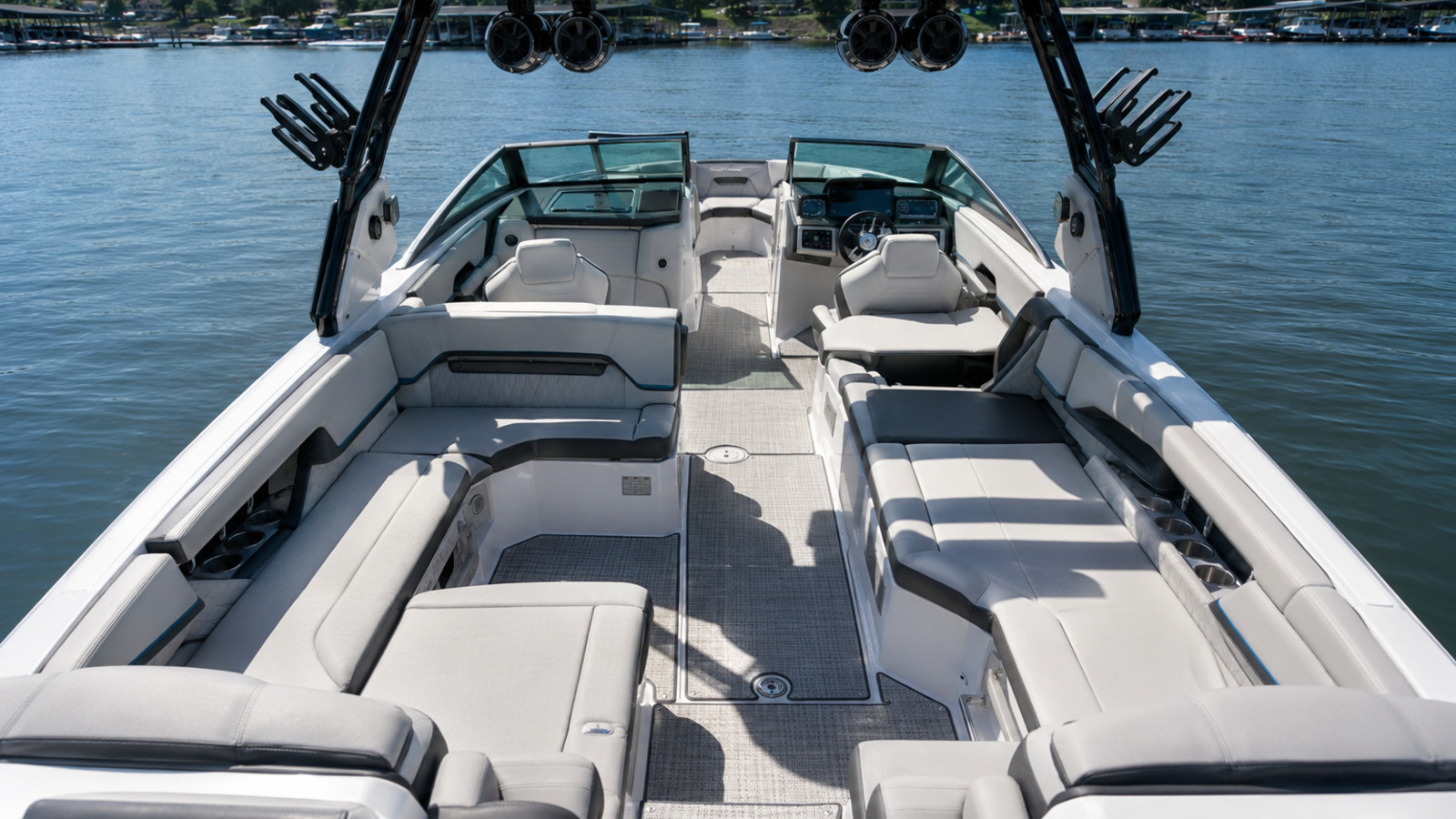 four winns h6 surf entertaining layout 16