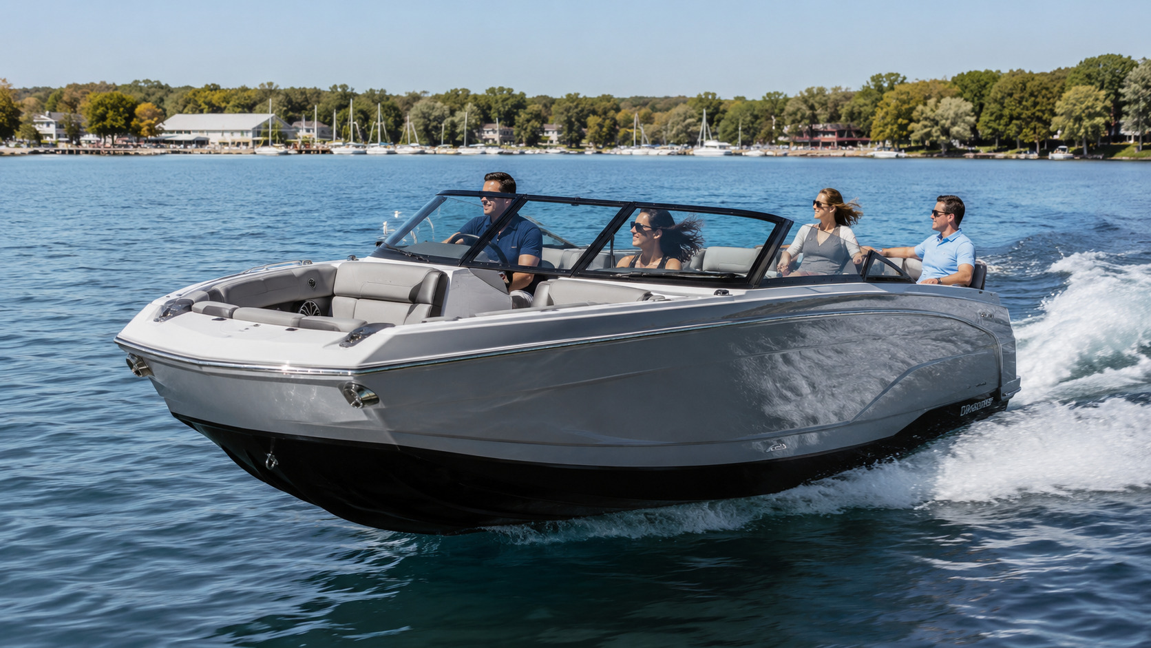 four winns hd series hero underway 01