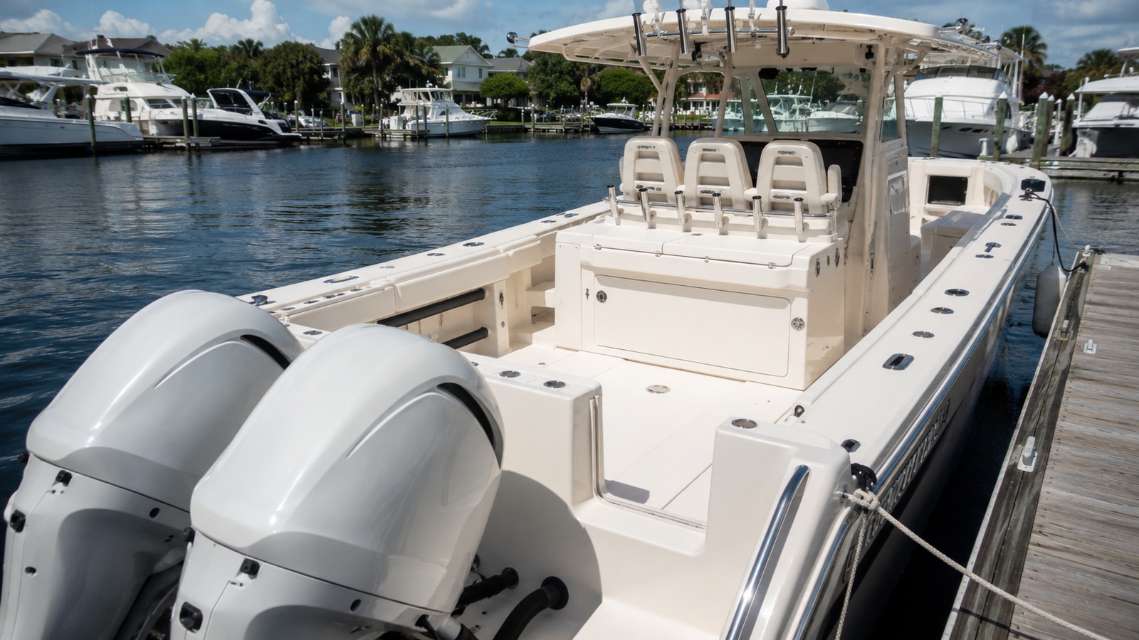 grady white canyon series canyon 271 stern fishing cockpit 07
