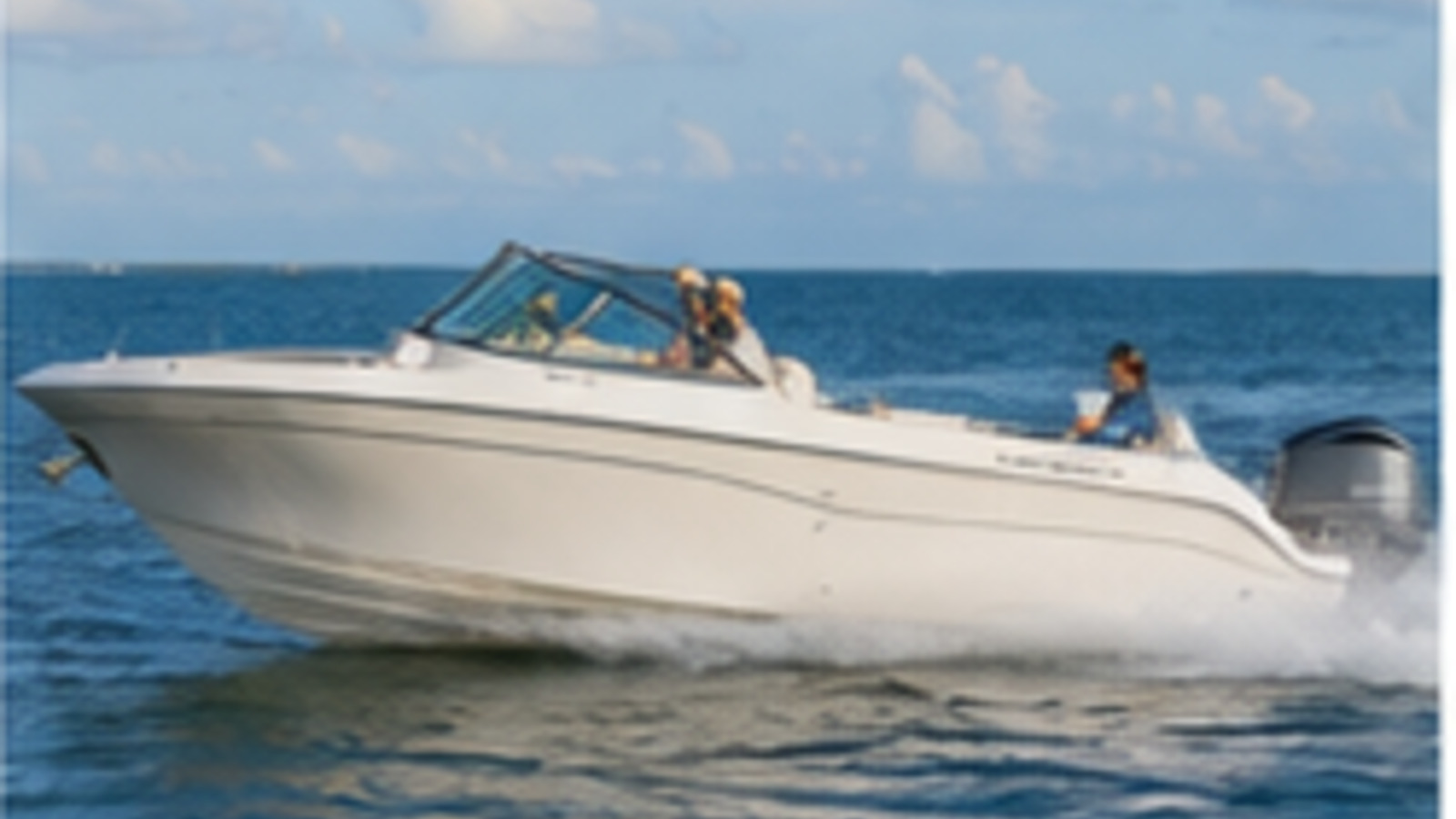 grady white freedom series freedom 235 side profile underway 12