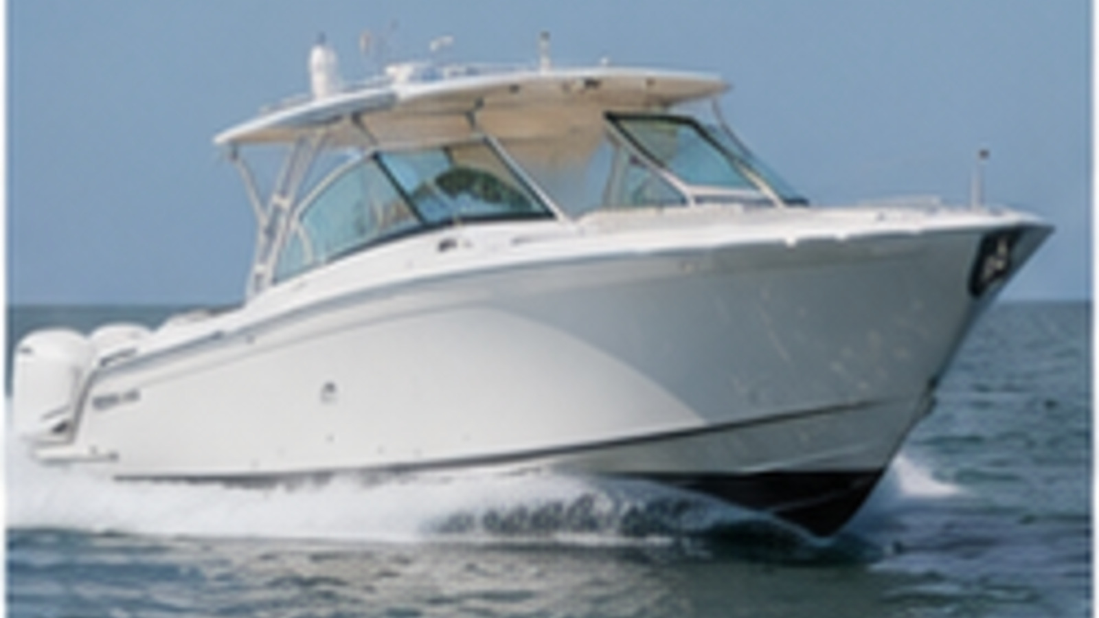 grady white freedom series freedom 415 rear quarter running 03