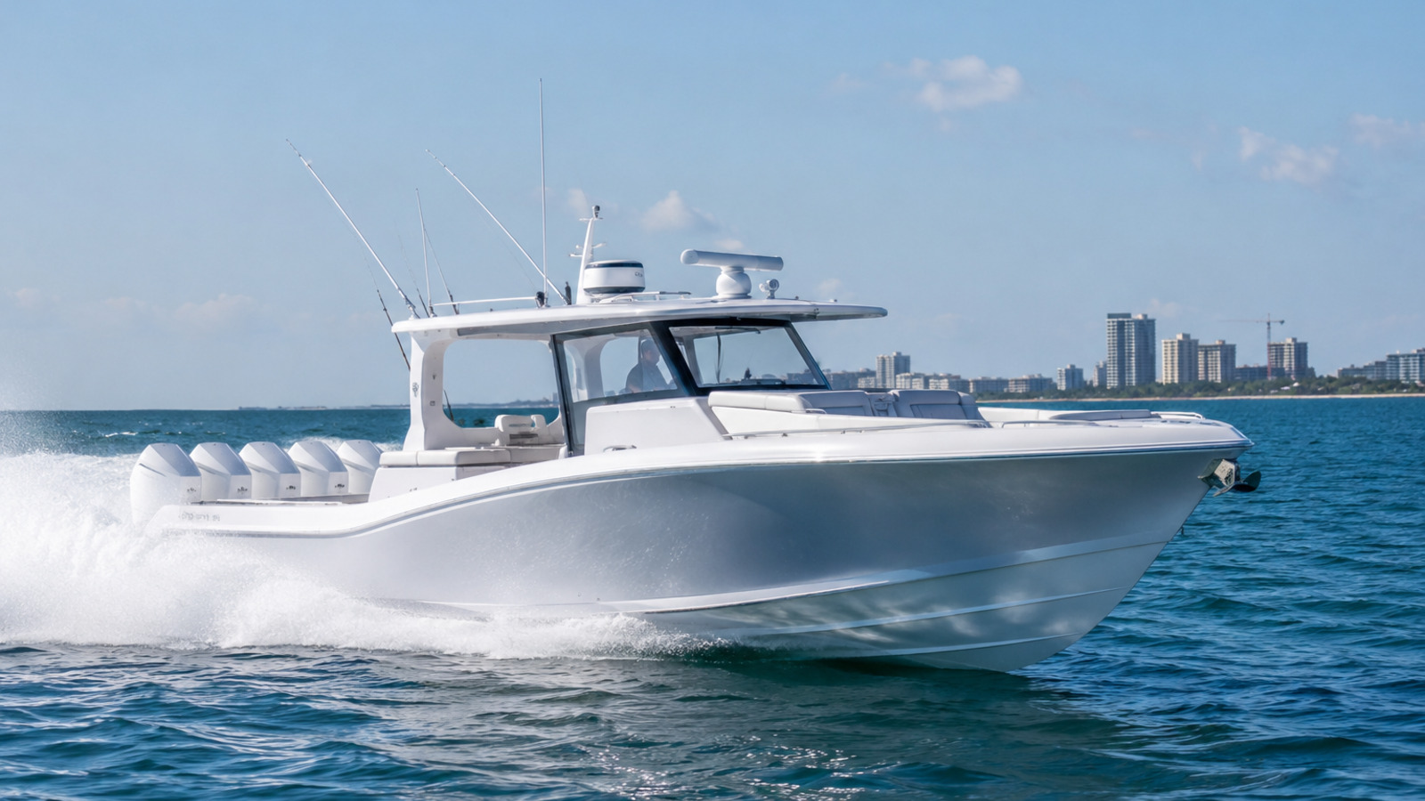 intrepid nomad 43 nomad premium exterior hero 20