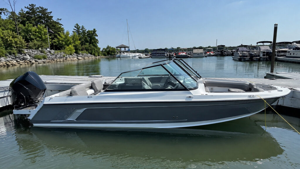 lund 189 tyee gl dockside luxury profile 04