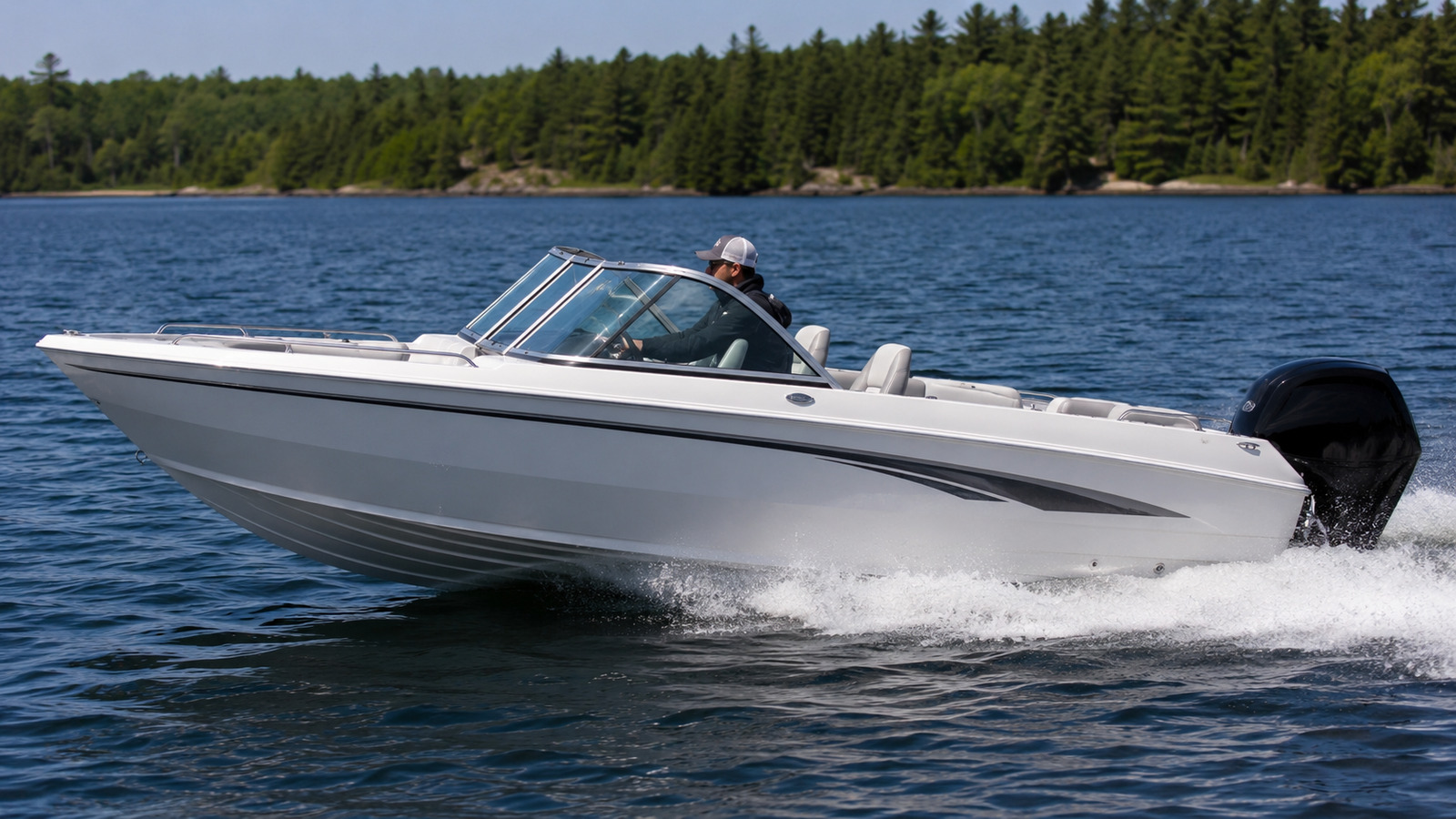 lund 189 tyee gl side profile underway 12