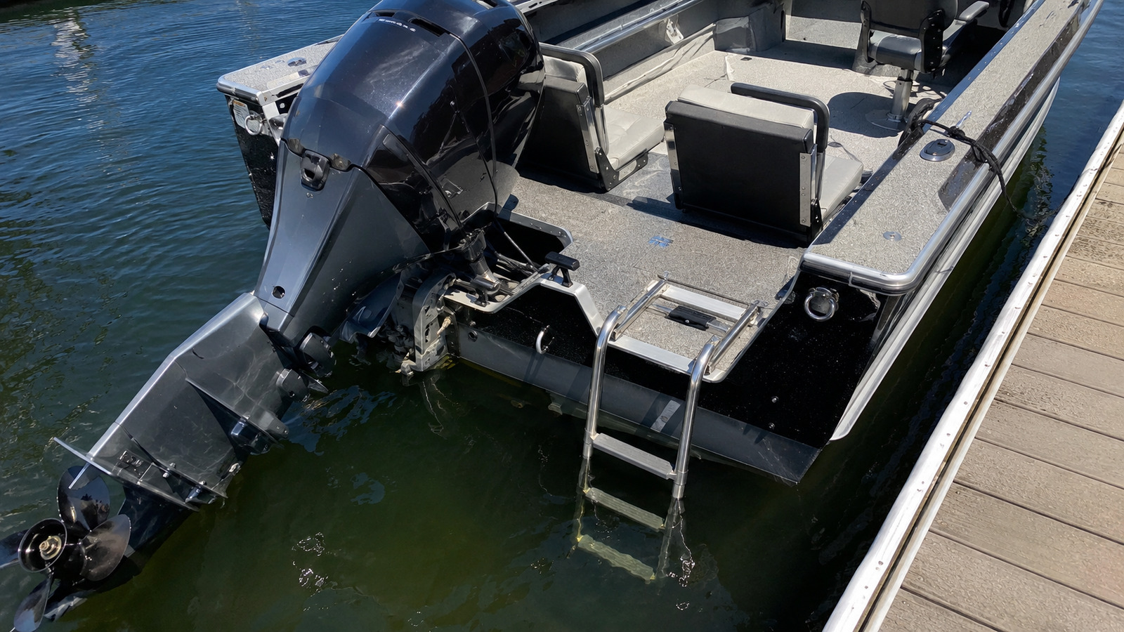 lund 189 tyee gl transom platform detail 20
