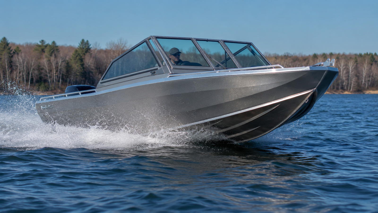 lund 2075 fisherman low waterline running 12
