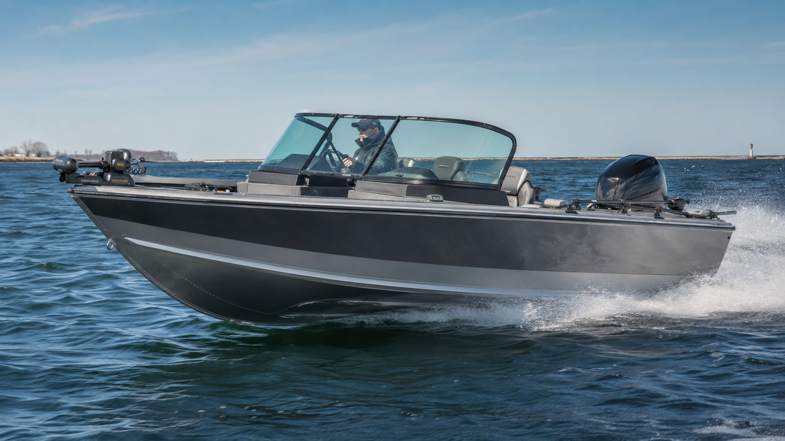 lund 2275 baron port quarter running 12