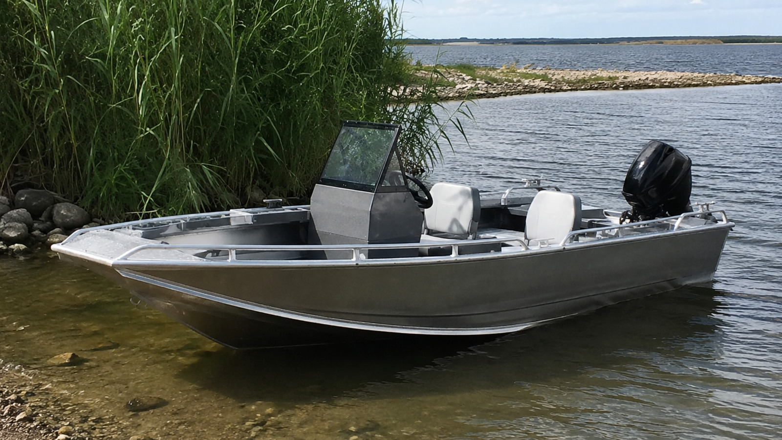 lund explorer 1700 explorer shallow cove profile 22