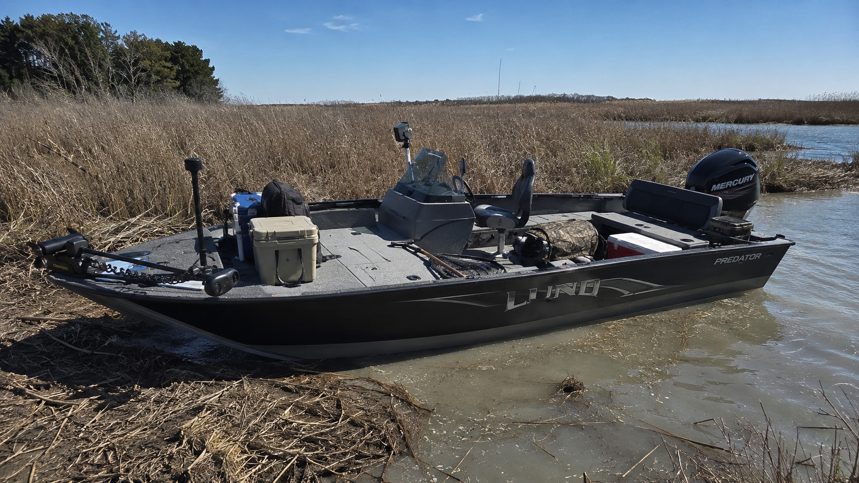 lund predator utility shoreline 03