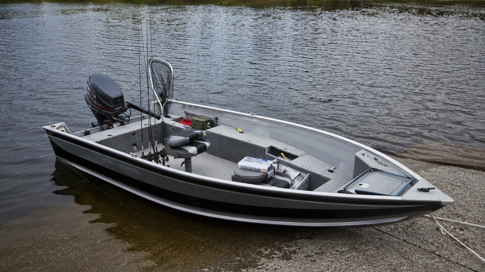 lund pro guide 1875 pro guide launch ramp ready 19