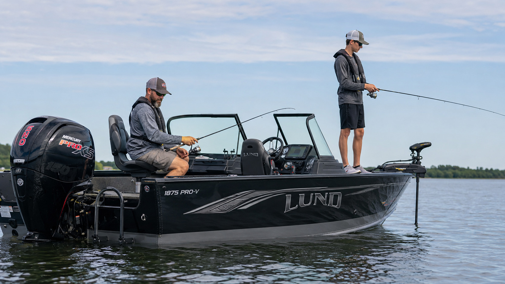 lund pro v family fishing 12