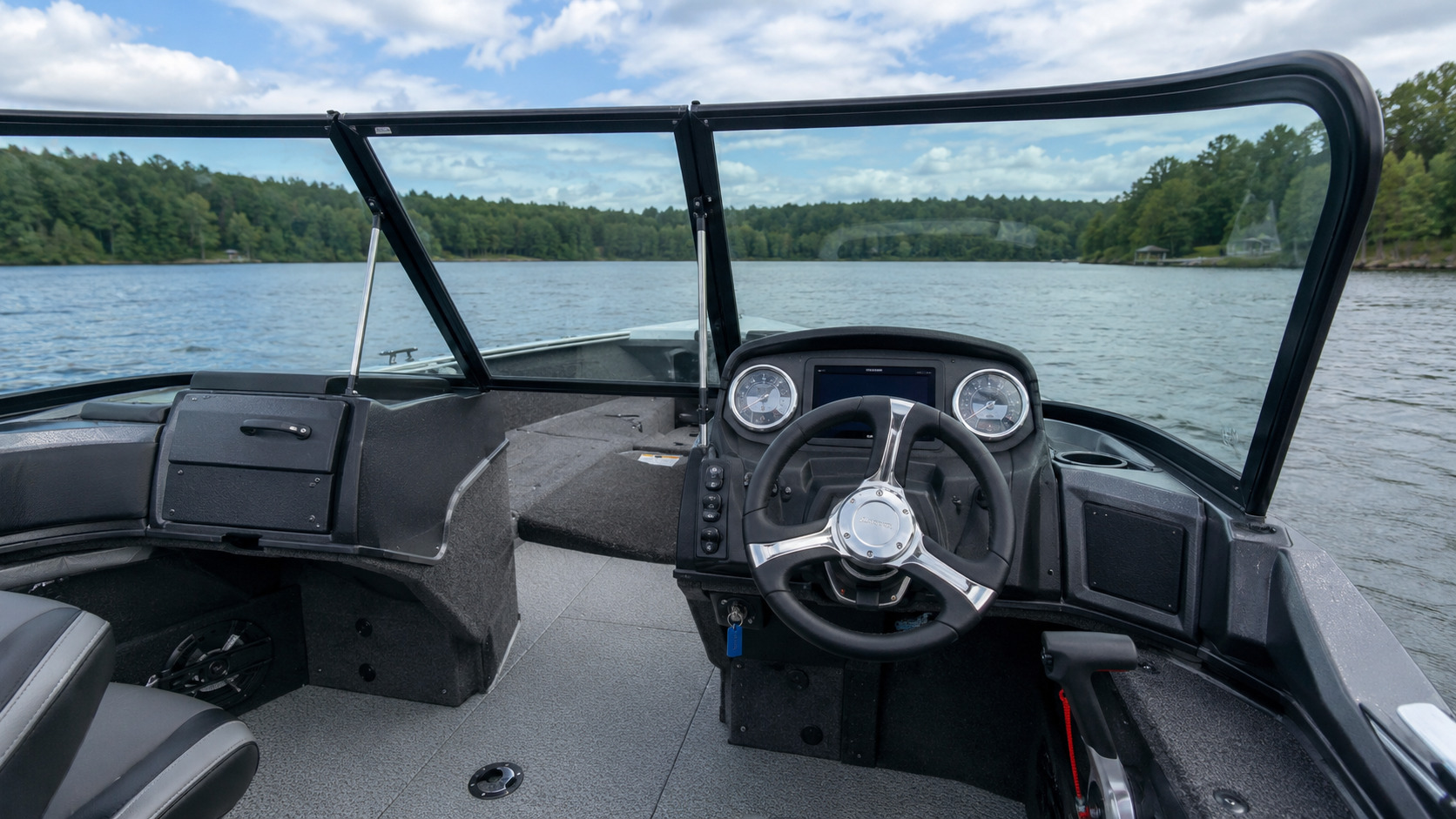 lund pro v helm detail 13