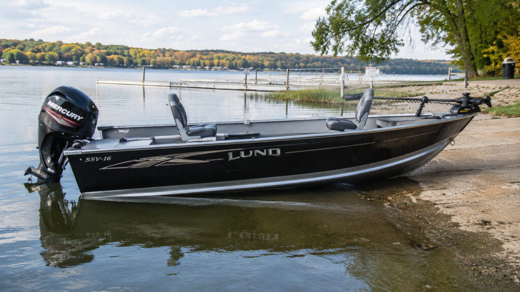 lund ssv dockside profile 02