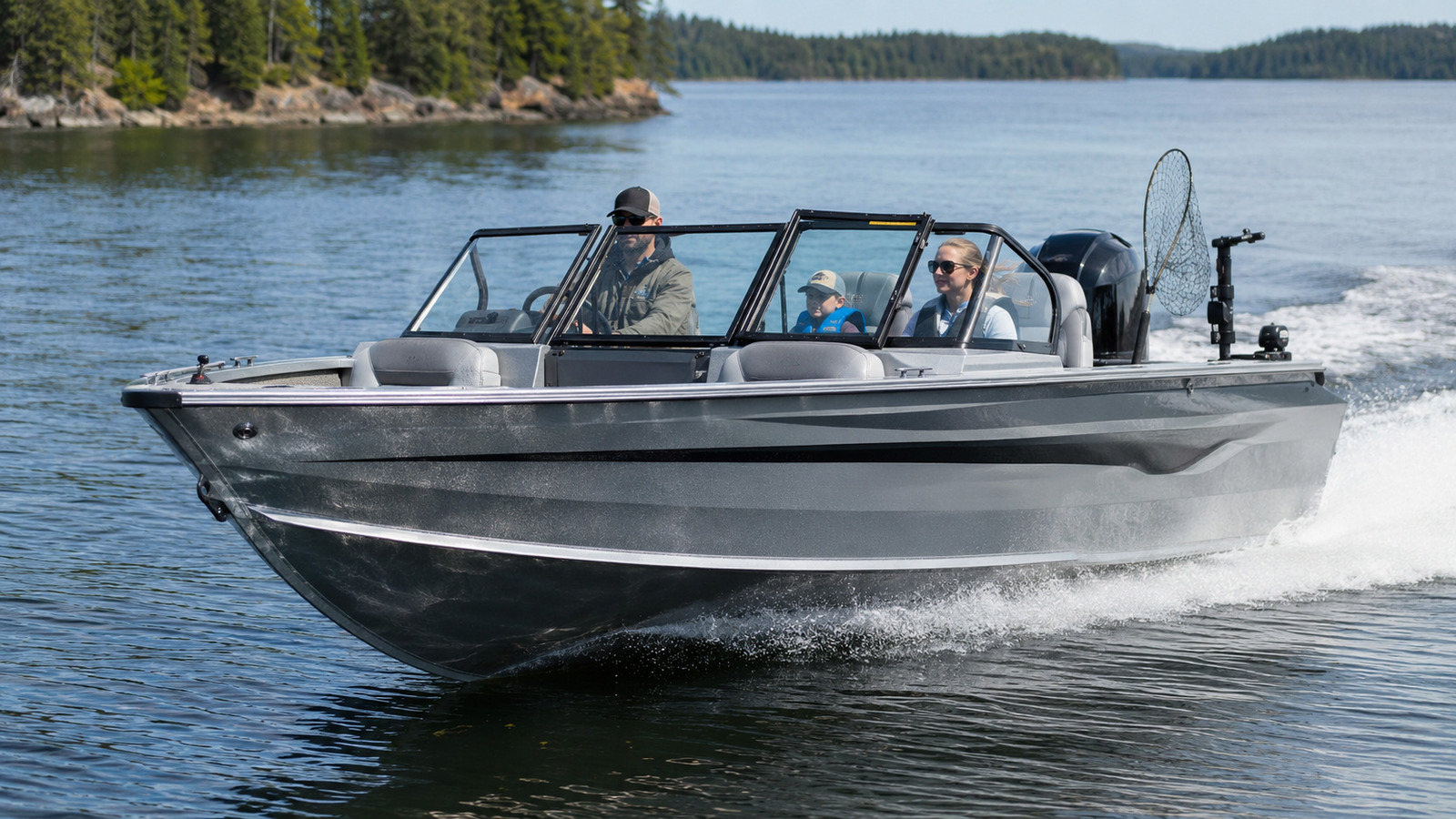 lund tyee 1975 tyee front quarter running 02