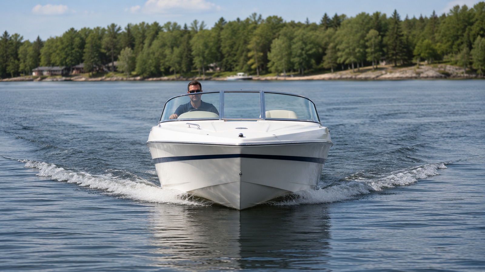 sea ray 180 select bow on cruising 05