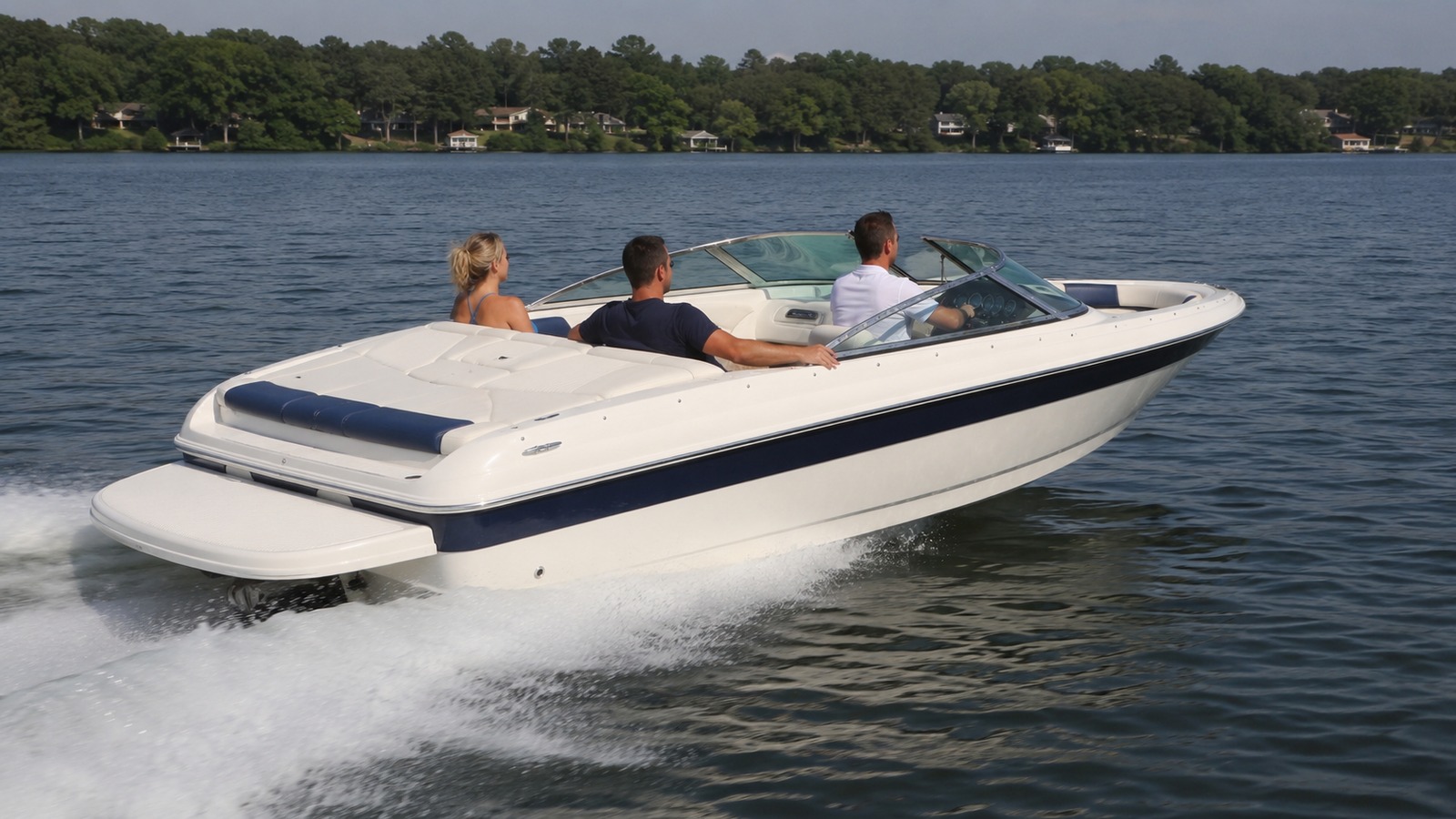 sea ray 190 select rear quarter running 03
