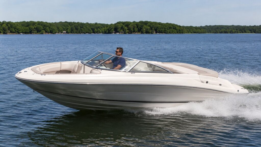 sea ray 190 sport running hero 01