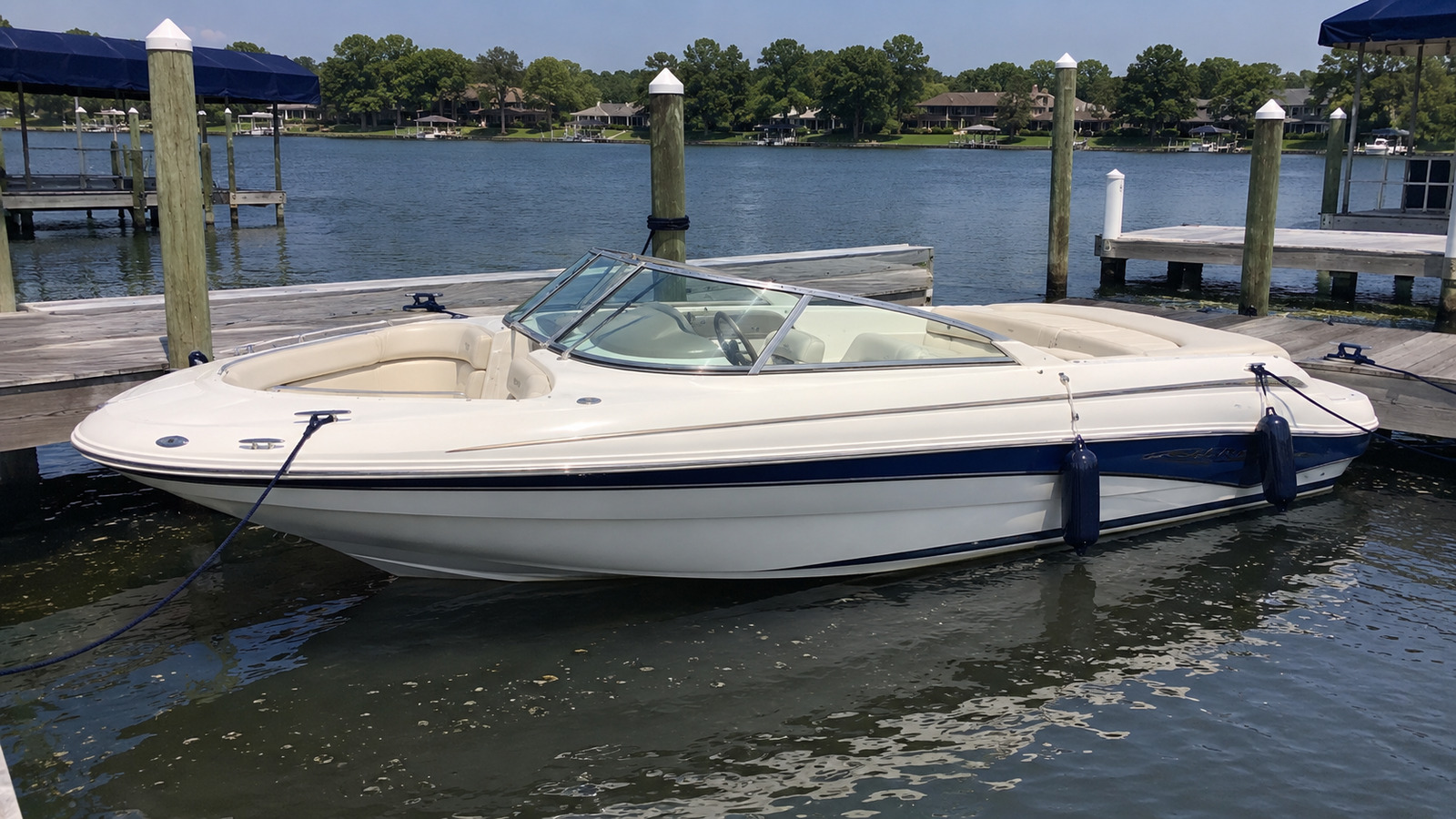 sea ray 190 sundeck dockside profile 05