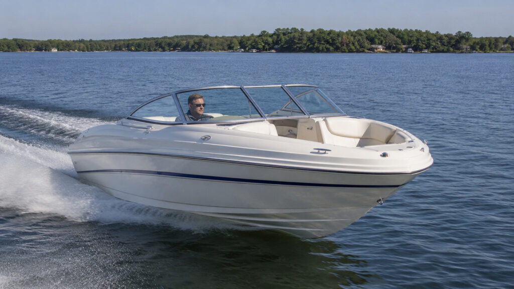 sea ray 200 select running hero 01