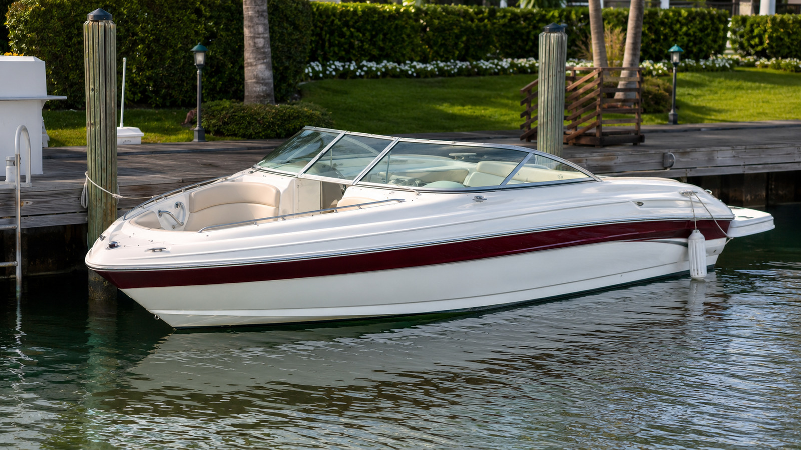 sea ray 210 select dockside profile 06