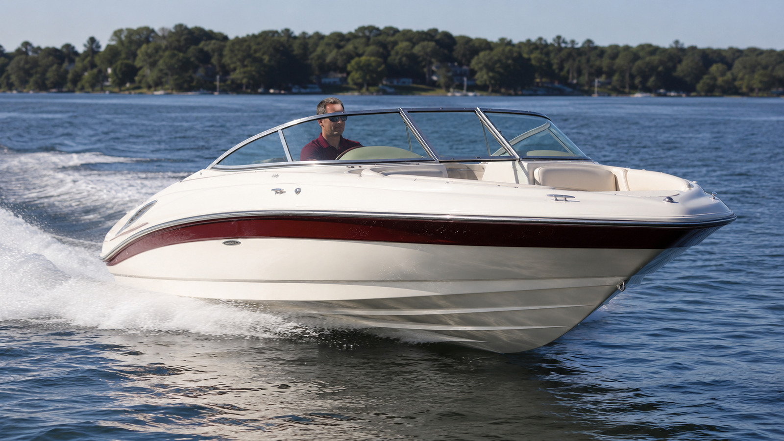 sea ray 210 select front quarter running 02