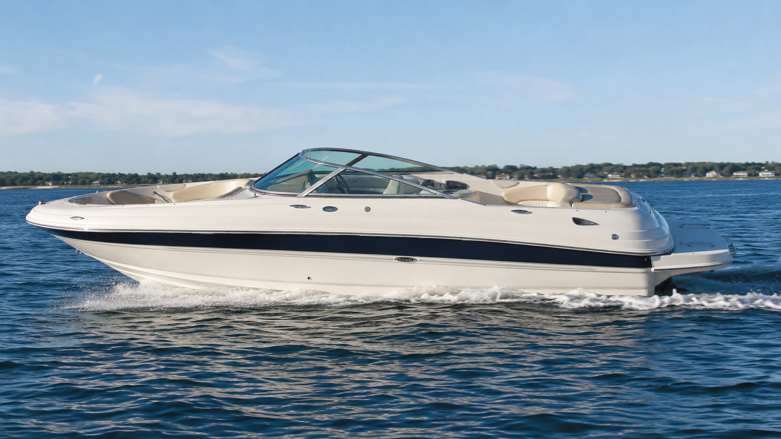 sea ray 220 sundeck side profile running 04