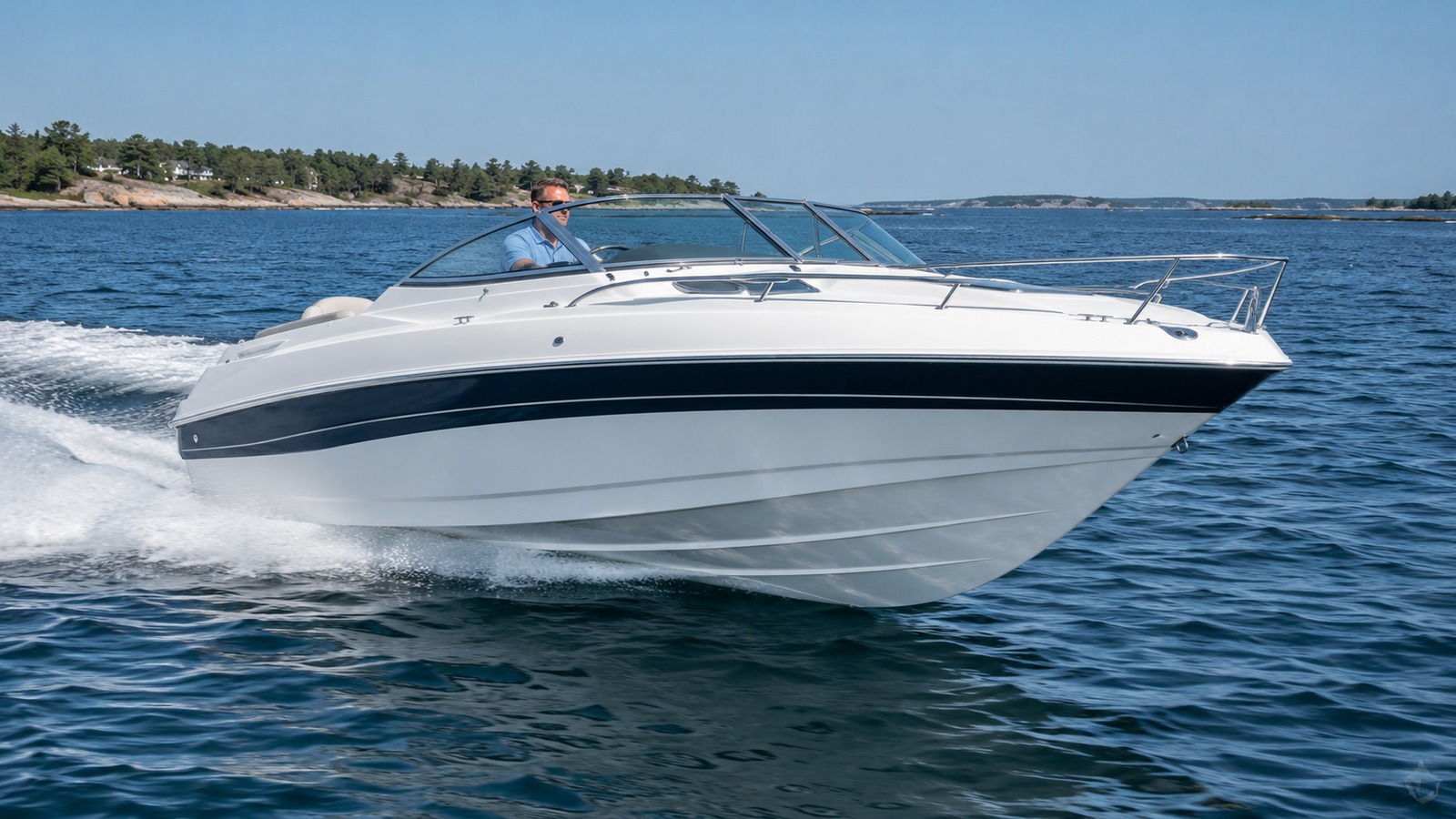 sea ray 225 express cruiser blue water running 25