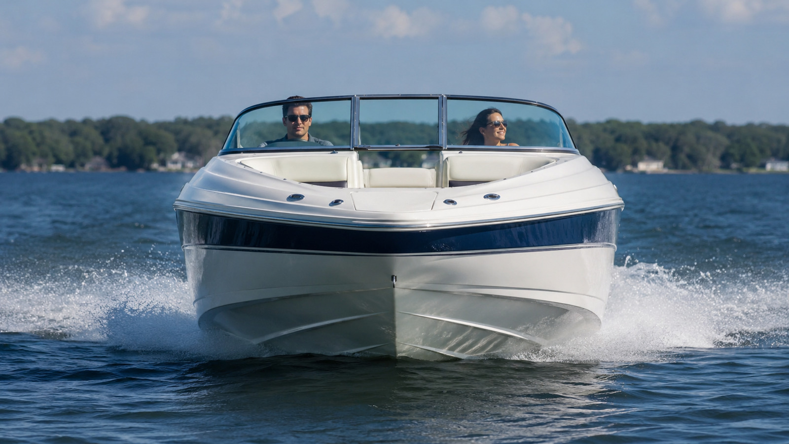 sea ray 230 select bow on cruising 05