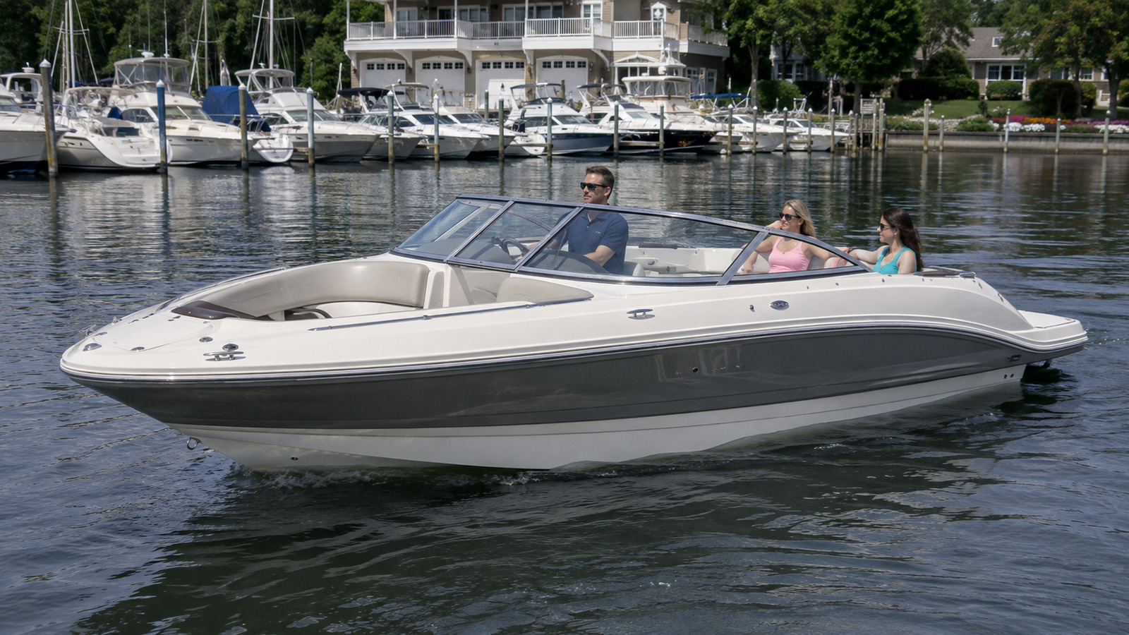 sea ray 230 sport marina arrival 01