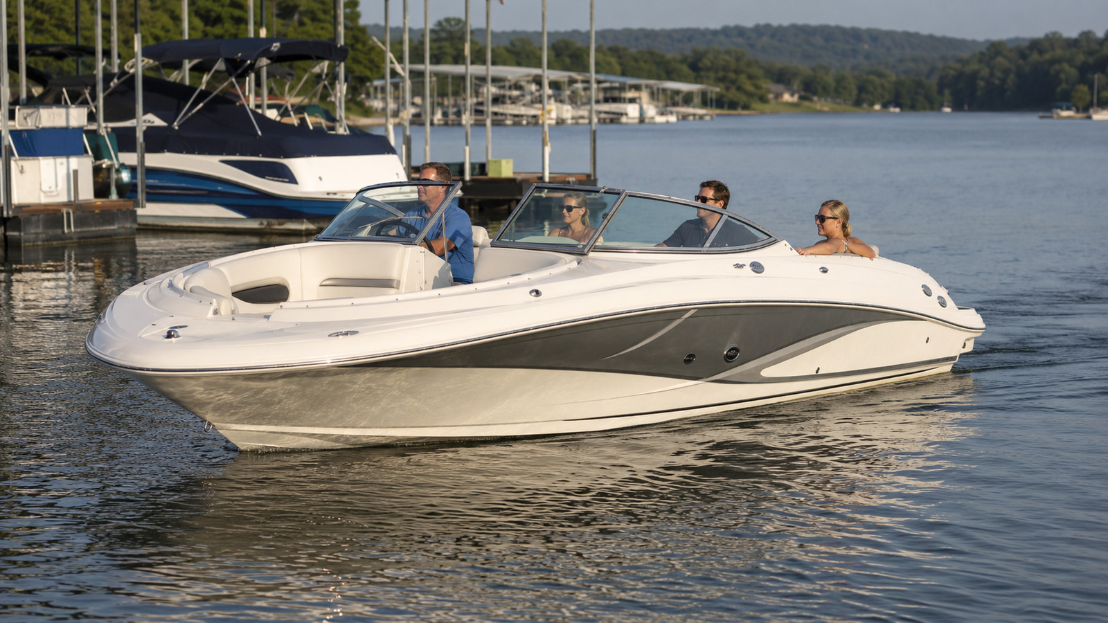 sea ray 240 sport marina arrival 01