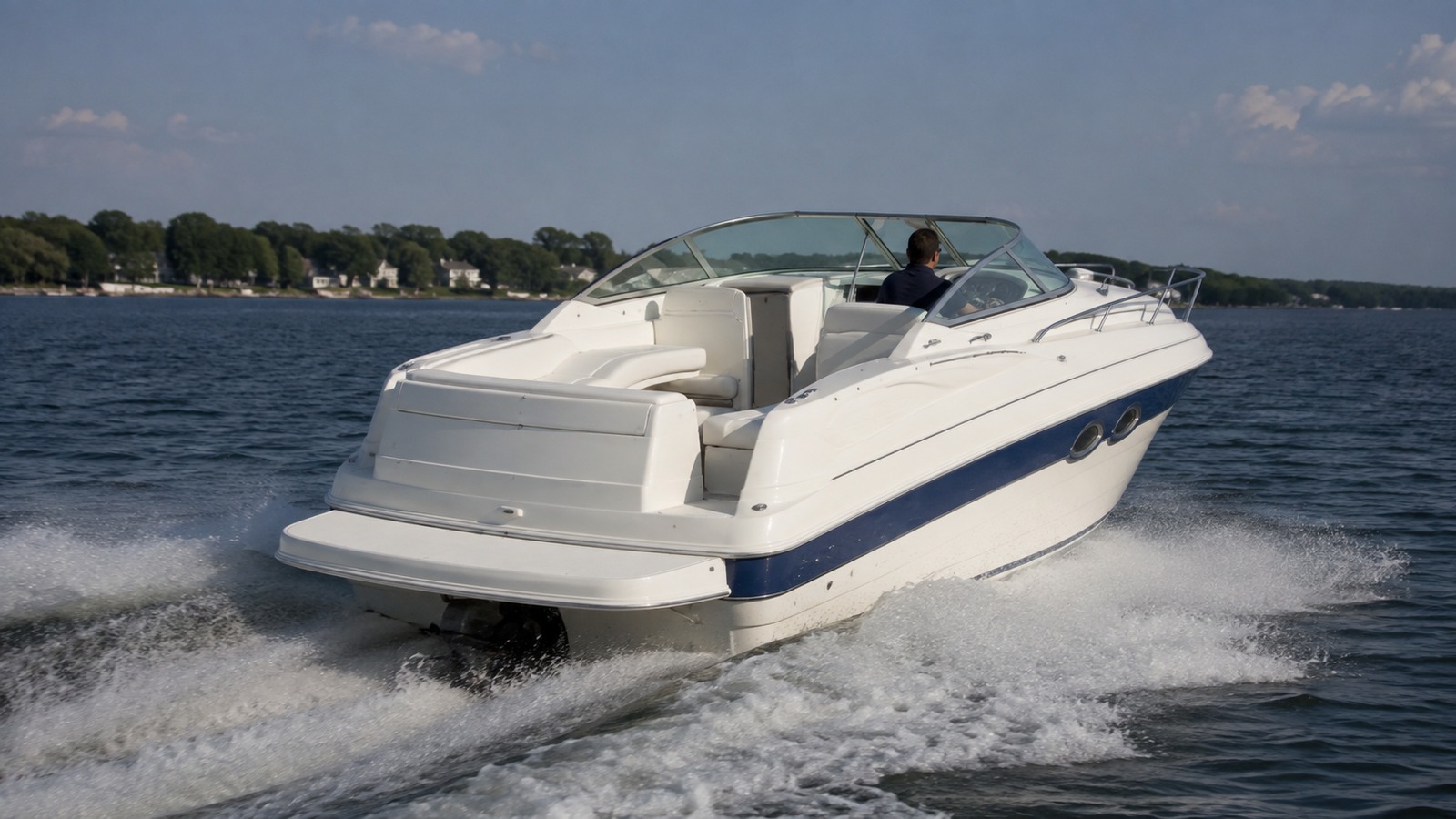 sea ray 245 express cruiser rear quarter running 03