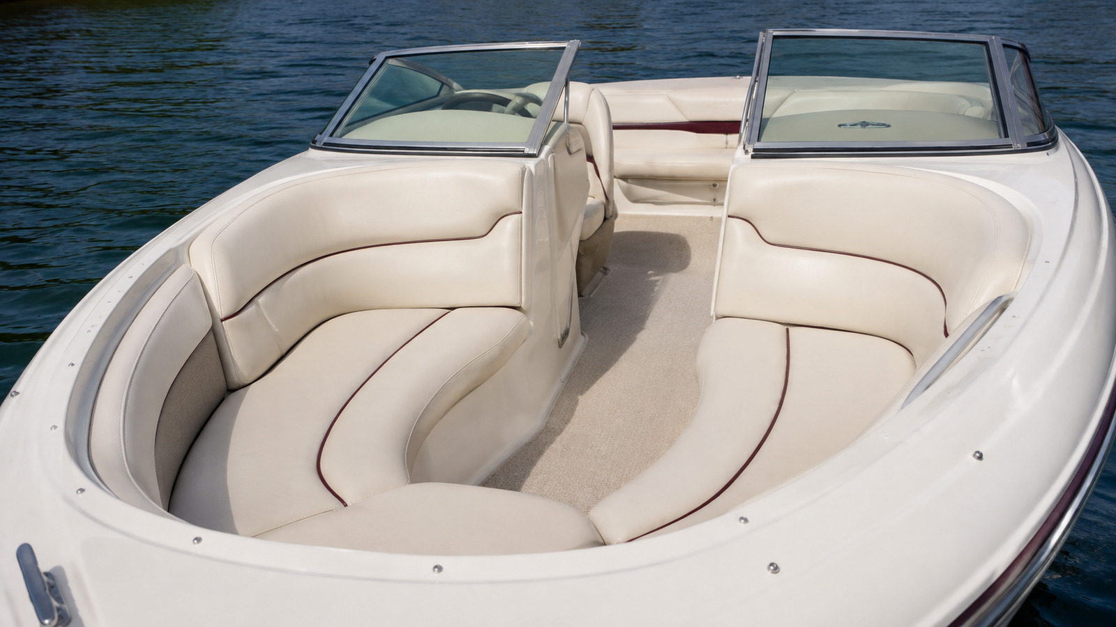sea ray 250 select bow seating 10