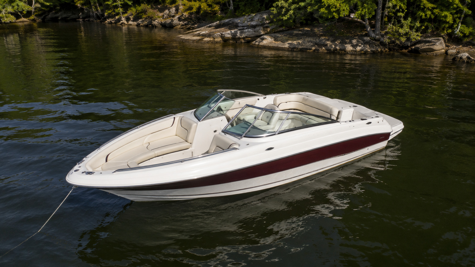 sea ray 250 select elevated exterior 08