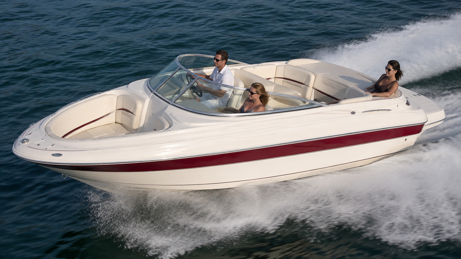 sea ray 250 select elevated underway 09