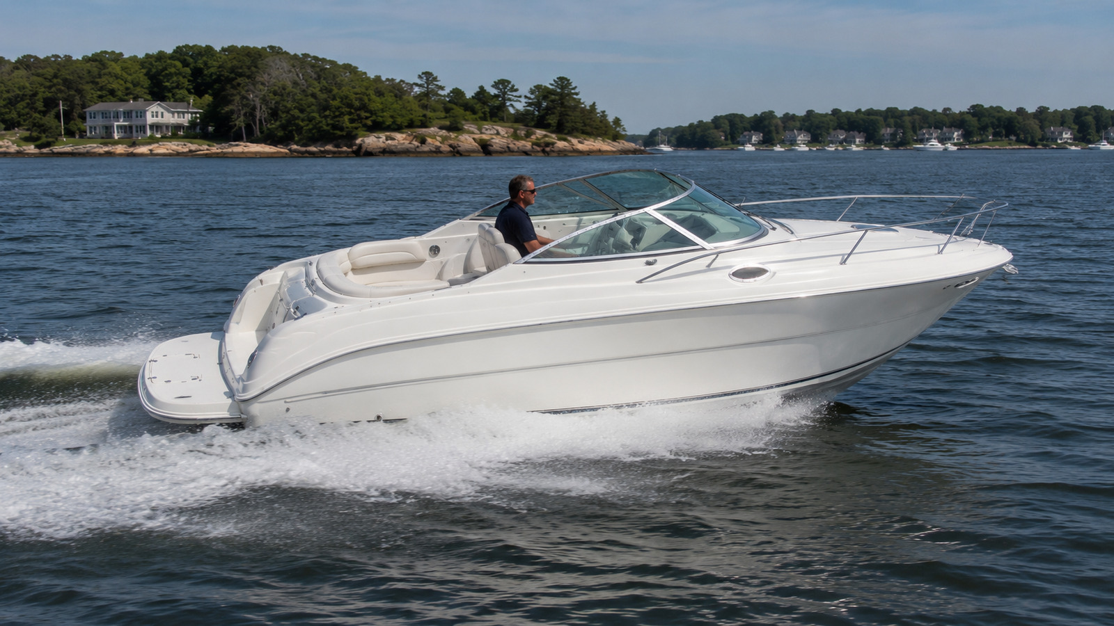 sea ray 250 weekender elevated underway 10