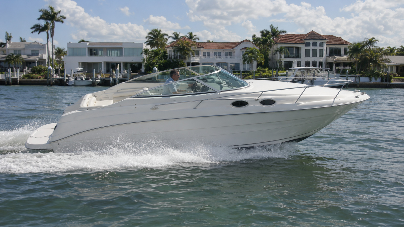 sea ray 250 weekender premium exterior hero 25