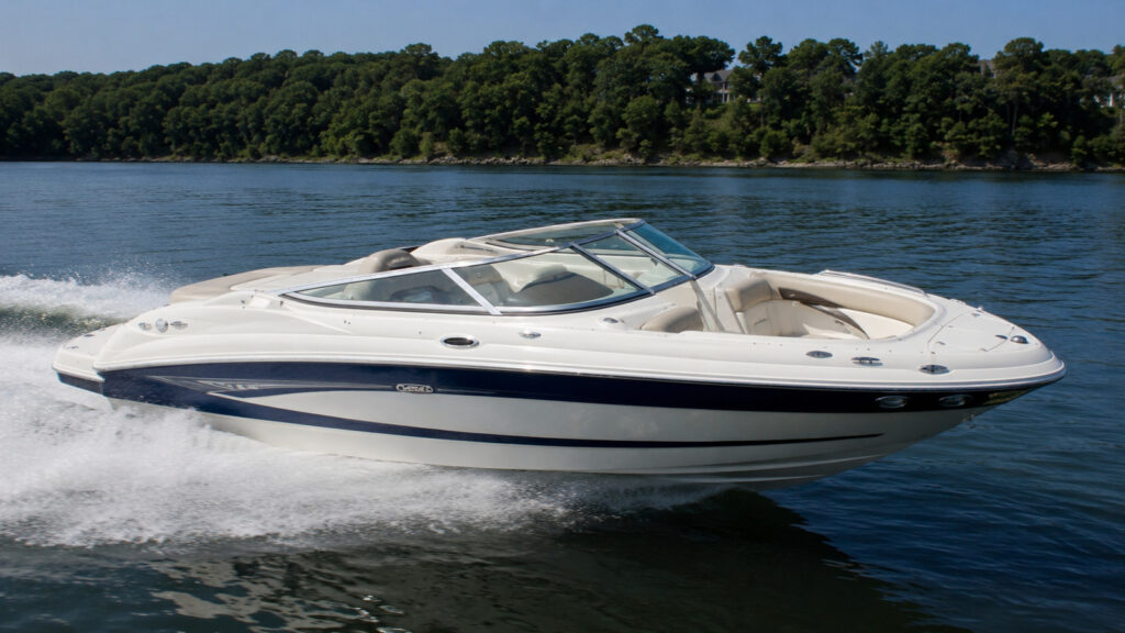 sea ray 260 sundeck running hero 01