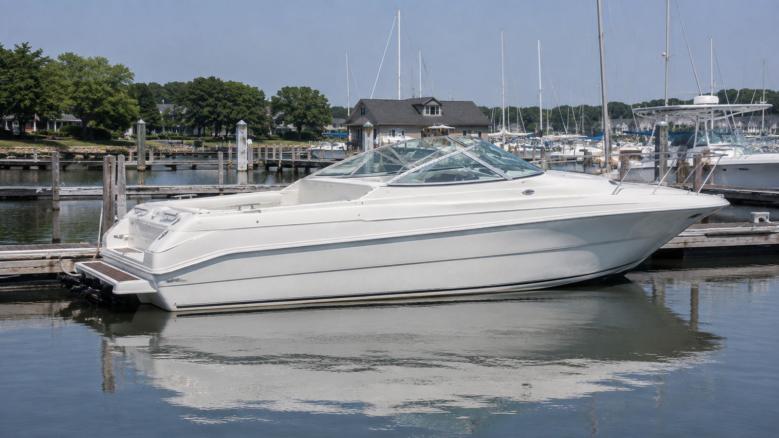 sea ray 260 weekender dockside profile 07