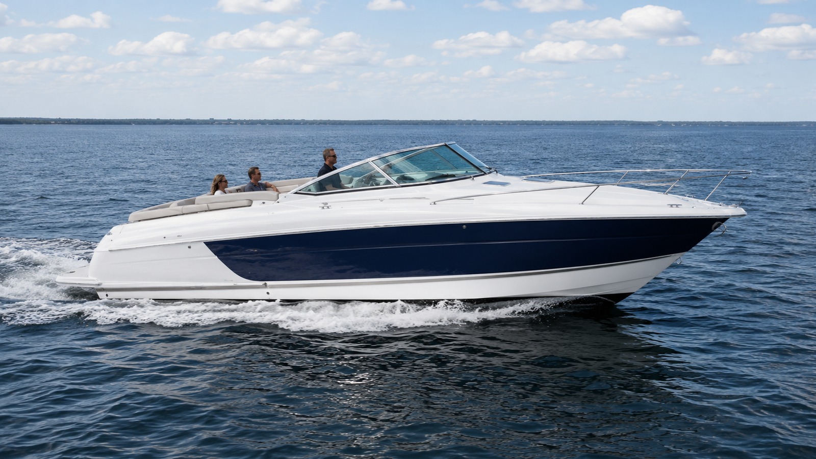 sea ray 270 express cruiser running profile 04