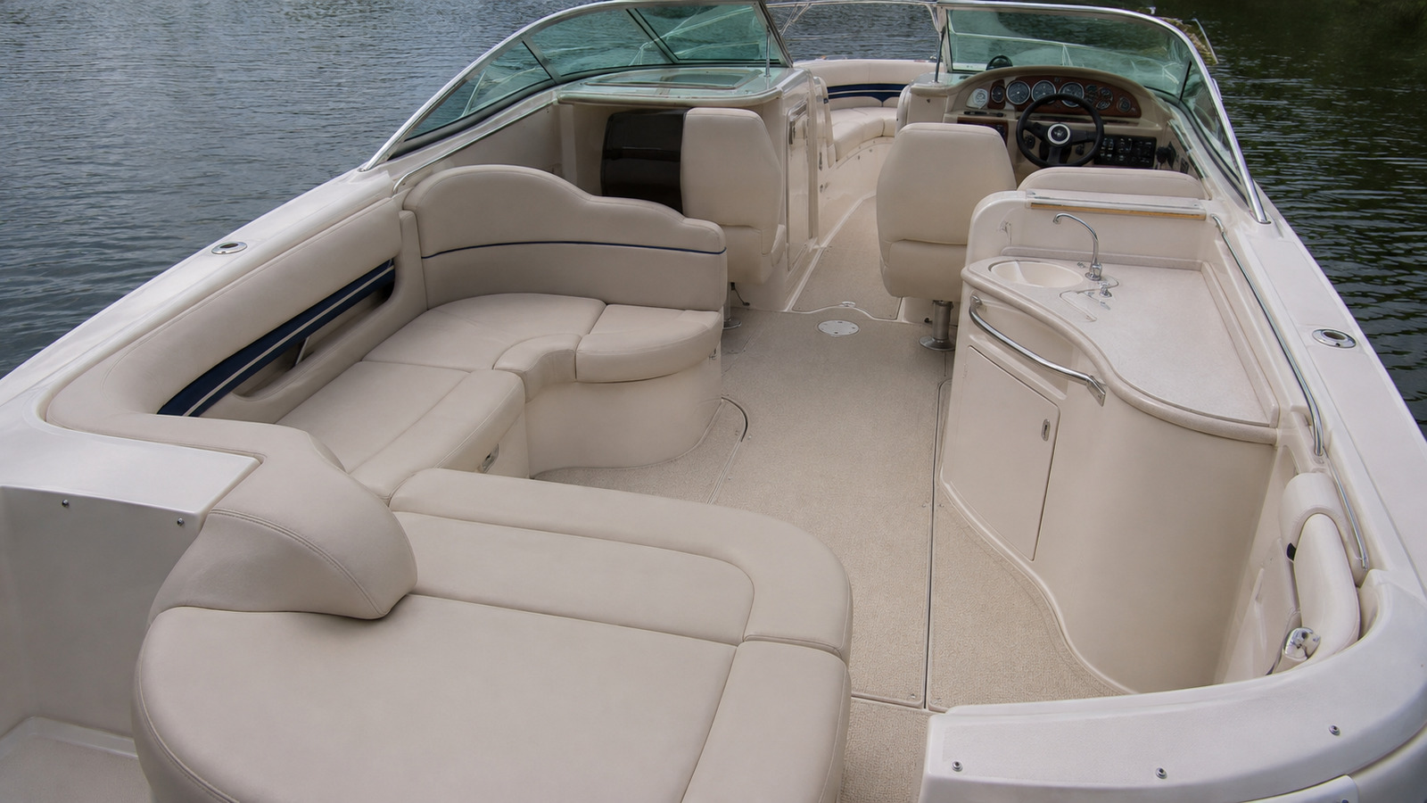 sea ray 270 sundeck transom seating 10