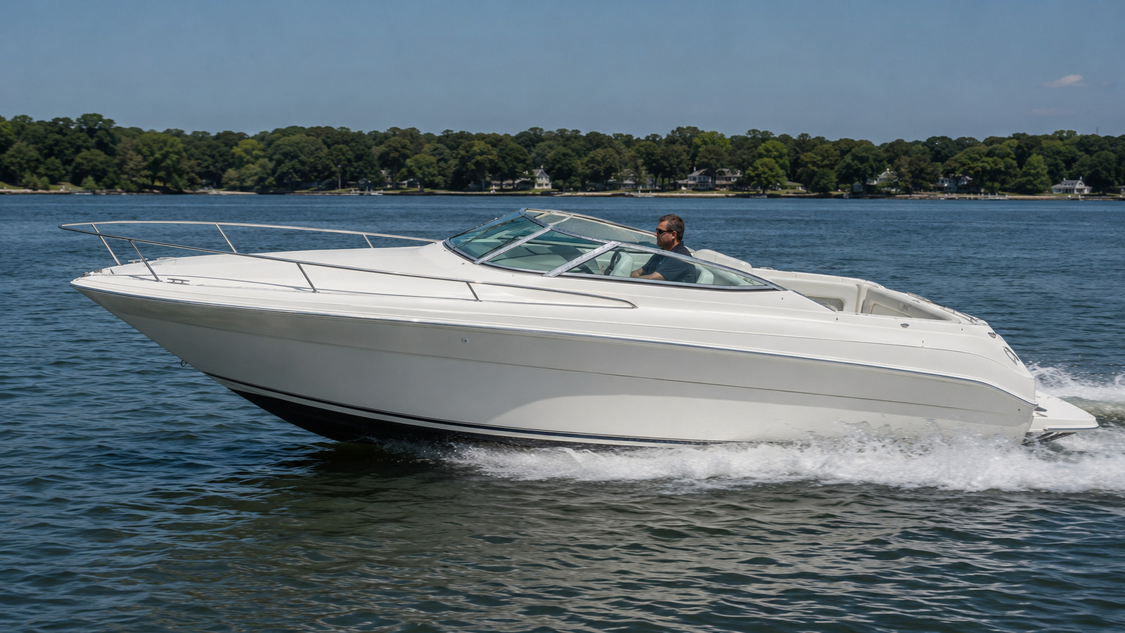 sea ray 270 weekender front quarter running 02