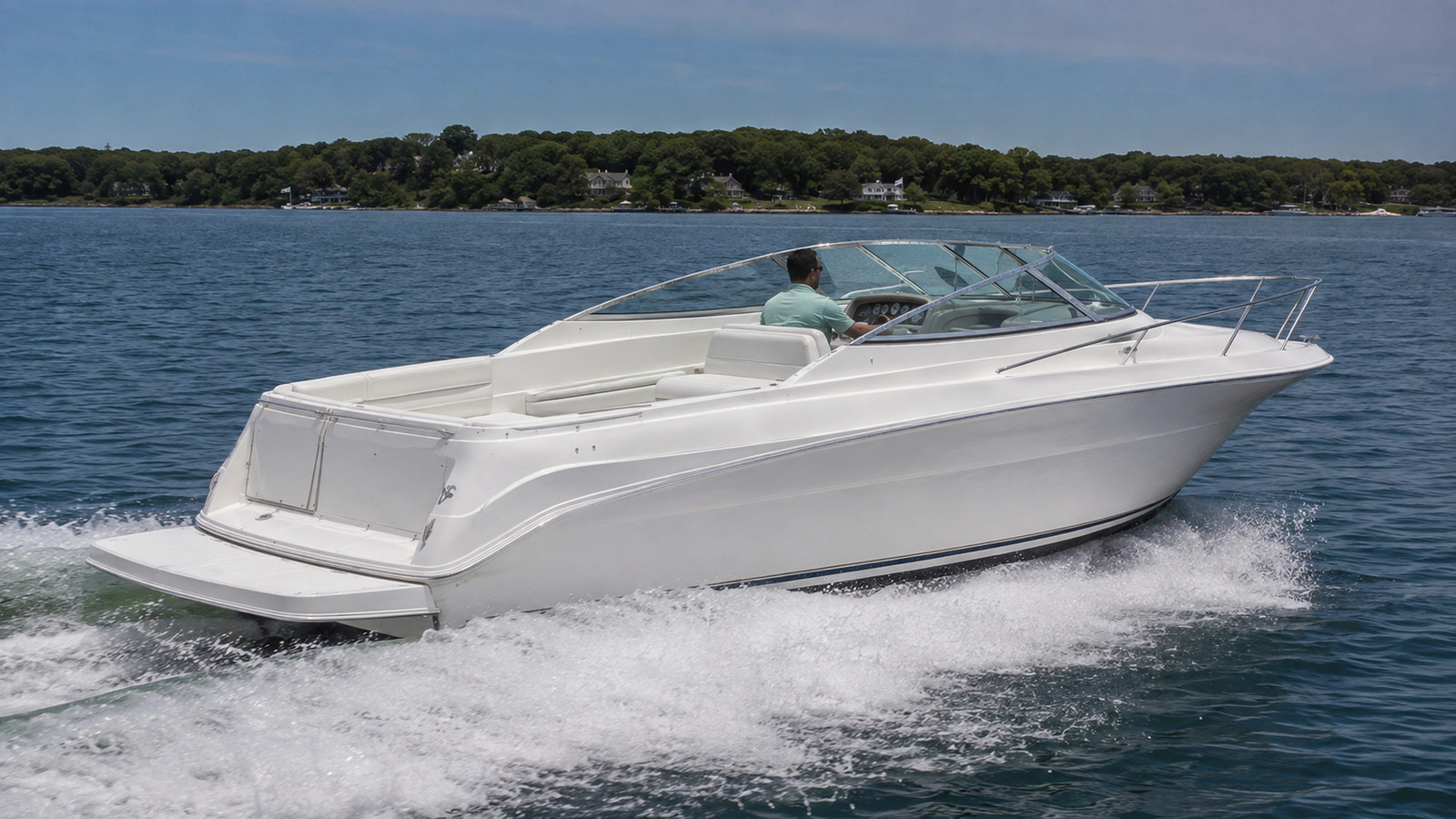 sea ray 280 weekender rear quarter running 03